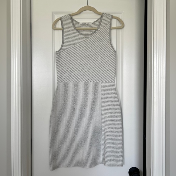 Athleta white and Gray Sweater Dress - Picture 4 of 8